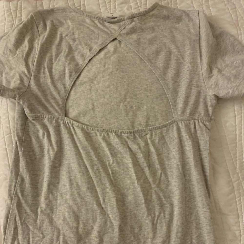 Grey top - Picture 2 of 3